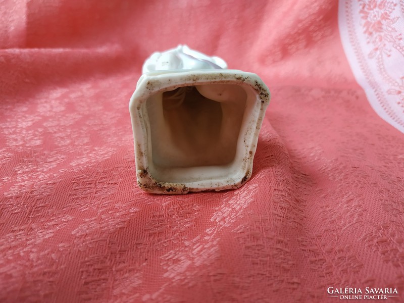 Szűz Mária, antik porcelán kegytárgy