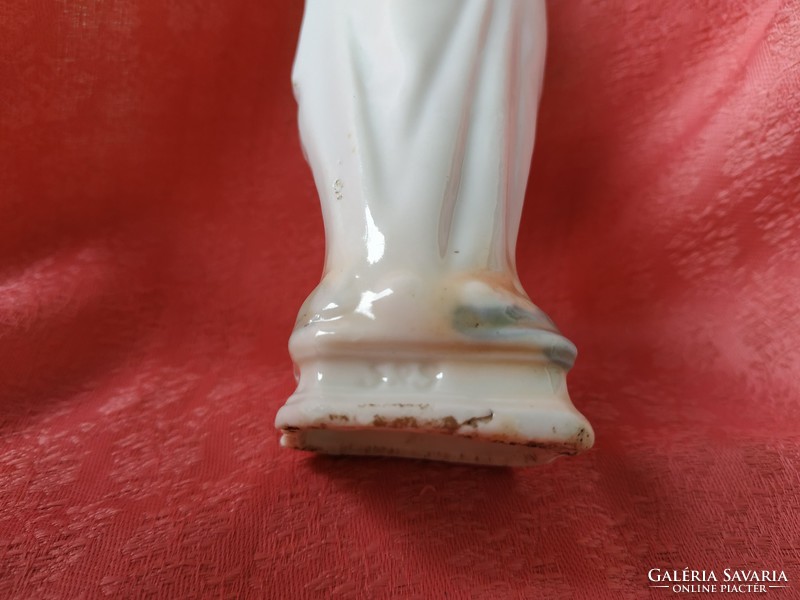 Szűz Mária, antik porcelán kegytárgy