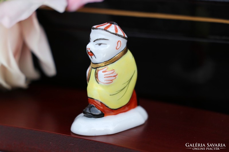 Herend mini Chinese figure