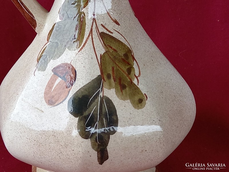 57 Kézzel készült karcsú kézzel festett füles kancsó váza makk díszítéssel 23 cm 