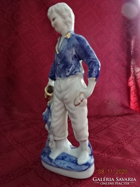 Porcelán figura, a vízhordó fiú, magassága 23,5 cm. Vanneki!