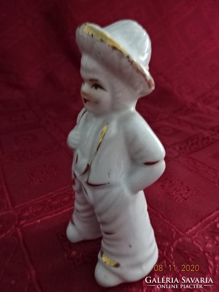 Porcelán figurális szobor, kisfiú kalapban, magassága 10 cm. Vanneki!