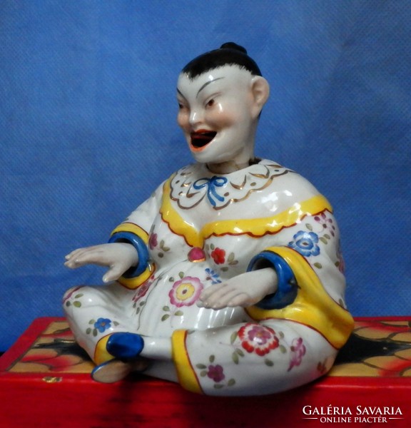 Meissen style antique fine porcelain pagoda figurine