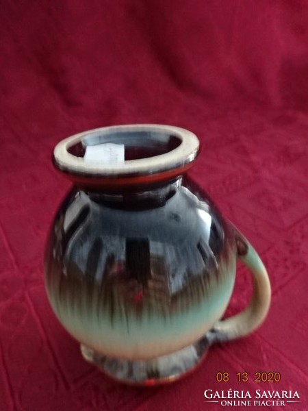 Marked 620, German porcelain mini jug, height 8.5 cm. He has!