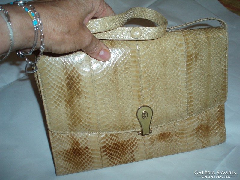 Vintage beige snakeskin shoulder bag