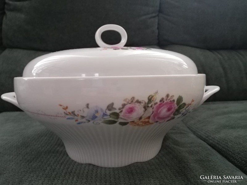 Luxurious large bowl with lid, serving dish,