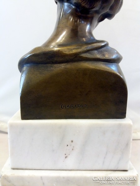 Karitász/ Charity: Antik bronz mellszobor márvány alapon