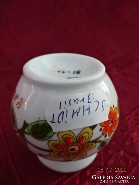 Brazilian porcelain mini vase. Schmidt - with 81 114 marks. He has!
