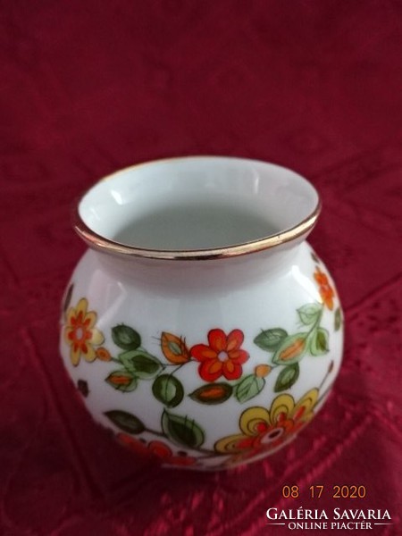 Brazilian porcelain mini vase. Schmidt - with 81 114 marks. He has!