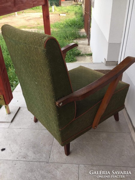 Felújítandó réges régi fotel
