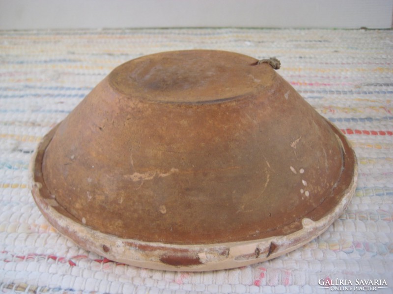 Karcagi régi népi  fali tányér  , kora  80 -100 év  ,  21  cm