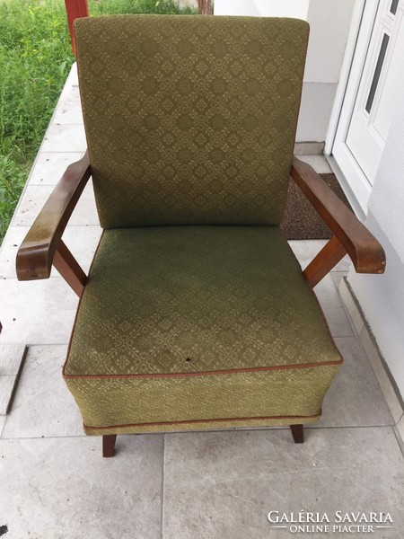 Felújítandó réges régi fotel