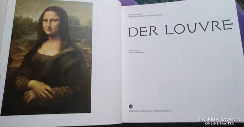 Der louvre is a nice book in German about the treasures of the museum, recommend it!