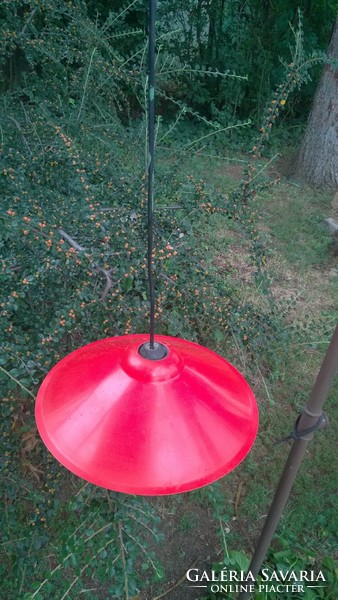 Hangulatos piros fémtányéros mennyezeti lámpa átm.30 cm
