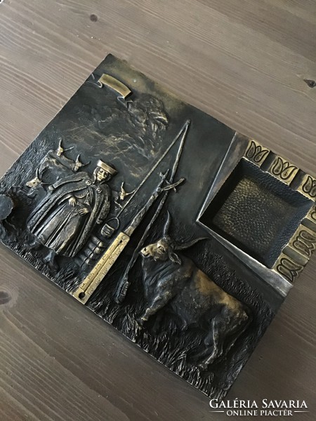 Régi Iparművészeti tömör bronz asztali dísz Hortobágyi jelenettel