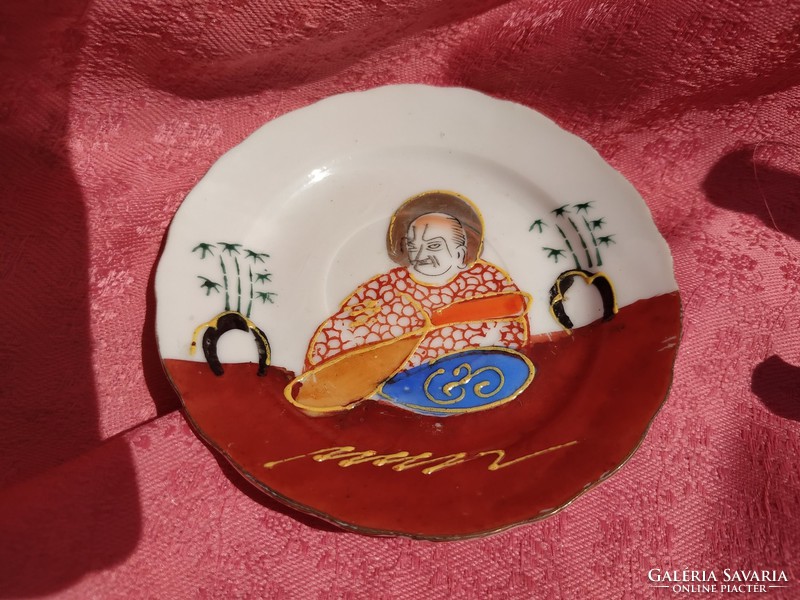 Antique Japanese porcelain ring plate