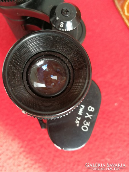 Zenith, 8x30 Japanese binoculars, binoculars in leather case.