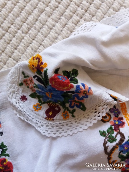 Embroidered folk costume - Csango - children's shirt