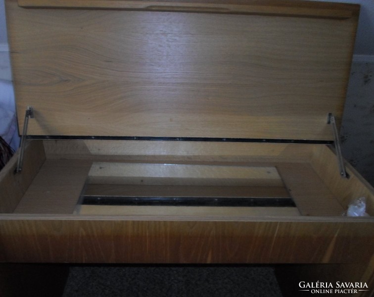 Retro dressing table (dressing table, mirror, 1986; zala furniture factory)