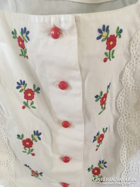 Blouse from the 1970s decorated with special madeira ribbons and embroidery
