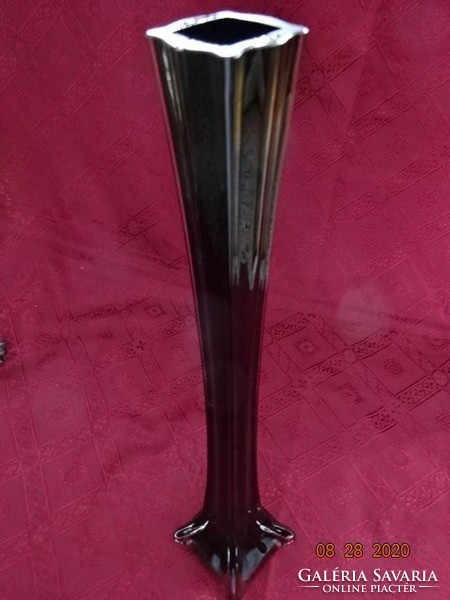 Fekete üveg váza,német  magassága 40 cm. Alapja négyzet , átmérője 10,5 cm. Vanneki! Jókai.