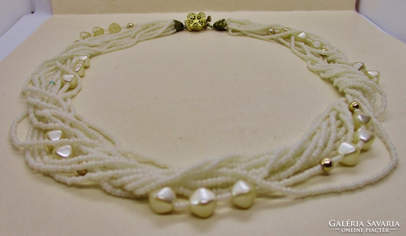 Szépséges antik 12 soros apró gyöngy,nyaklánc szép kapoccsal