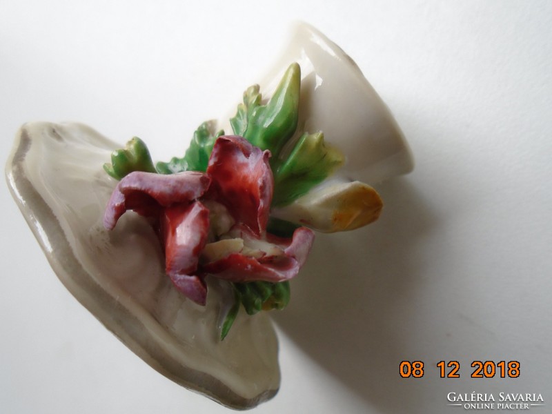 19 sz Carl Thieme Potschappel plasztikus virágokkal kis gyertyatartó Dresden jelzéssel