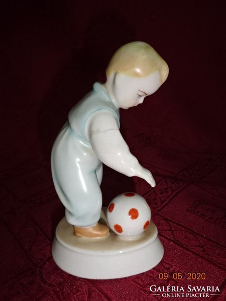 Zsolnay porcelán, labdázó fiú antik figurális szobor, labdázó fiú, magassága 11,5 cm. Vanneki!
