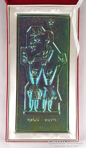 1B759 Zsolnay eozin zöld mázas retro plakett díszdobozában "Béke 1945-1975"