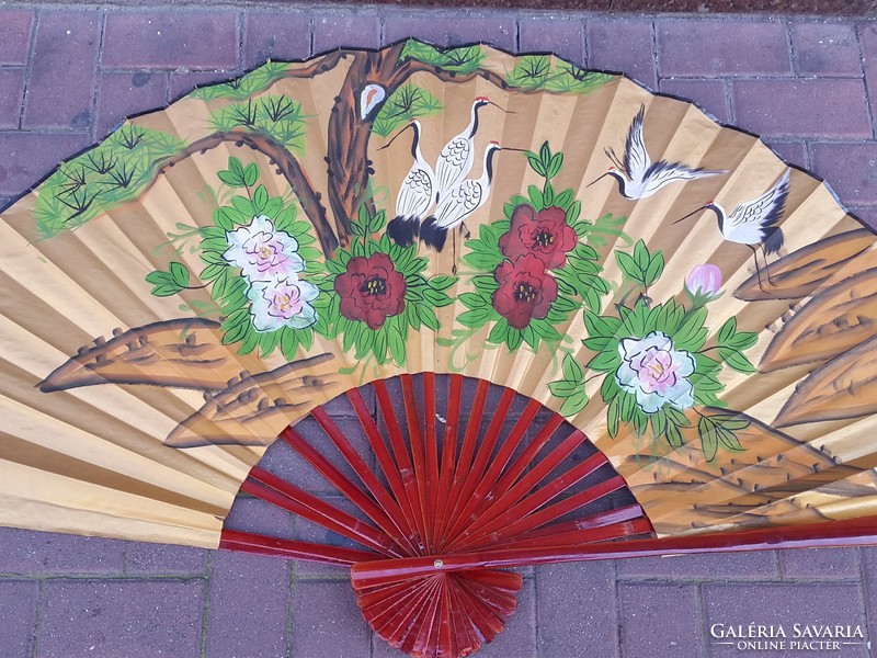 Hatalmas, régi, japán kézzel festett legyező, 160 x 85 cm-es.