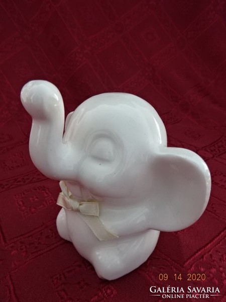 Német porcelán elefánt persely, magassága 9,5 cm. Vanneki!