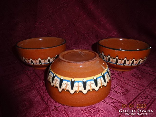 Glazed ceramic muesli bowl, diameter 12 cm. He has!