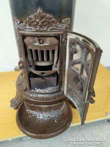 Antique iron stove with iron enamel stove