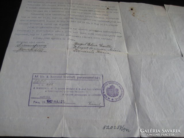 Property separation contract signed in 1942.