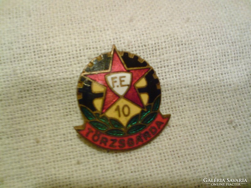 Staff badge, badge 10 years old (f. E.)