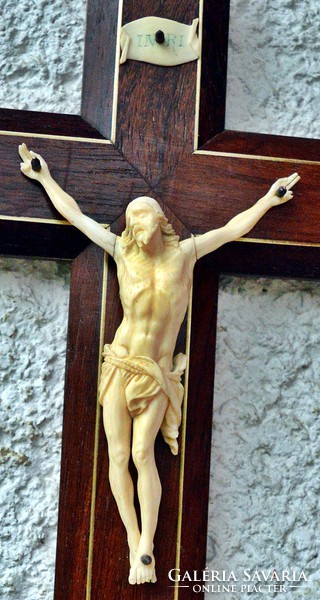 49. Antik CSONT Jézus Krisztus (11cm), 35.5cm intarzia feszület, kereszt, korpusz