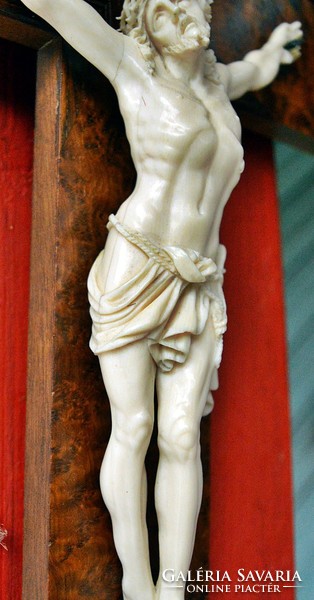 50. Antik CSONT Jézus Krisztus (17.8 cm), 40 cm intarzia feszület, aprólékos kereszt, korpusz