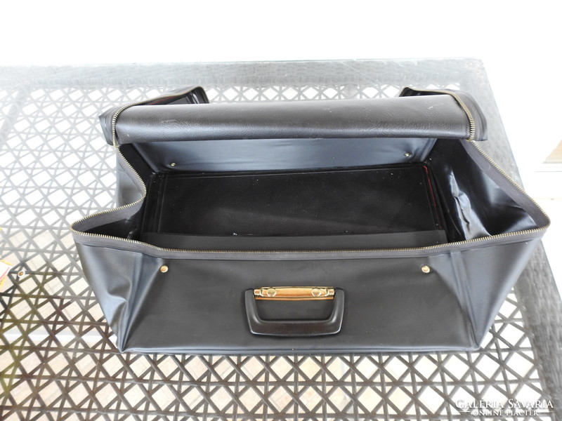 Retro keletnémet kockás összecsukható cipzáros bőrönd - retro bőrönd