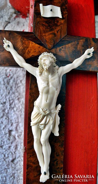 50. Antique ivory Jesus Christ (17.8 Cm), 40 cm marquetry crucifix, meticulous cross, corpus