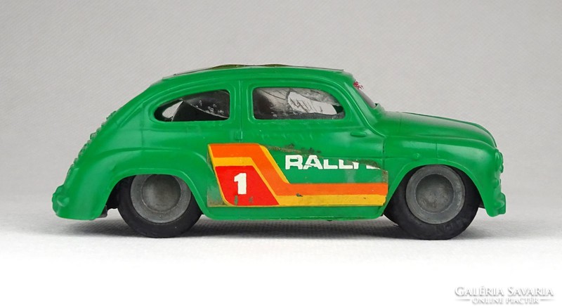 1B555 Régi lemezárugyári lendület autó zöld rallye Zastava