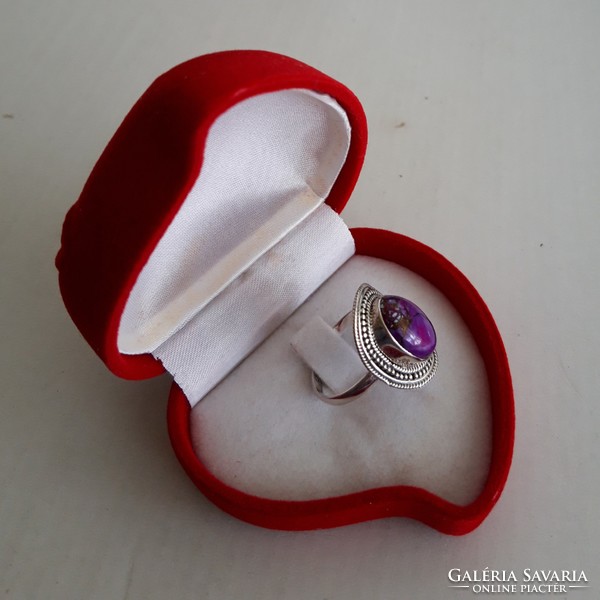 Réz-türkizköves gyűrű,  lila színben, USA 8-as, 