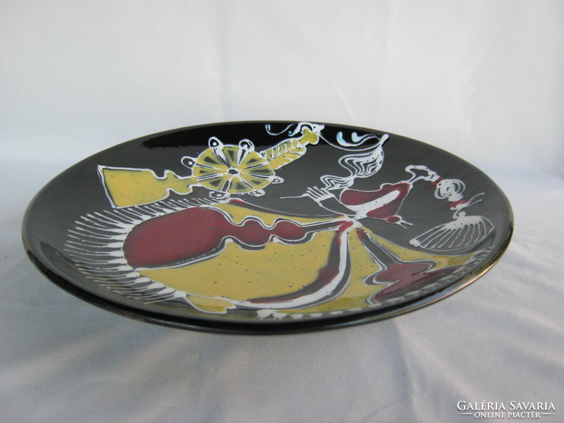Retro craftsman ceramic wall bowl