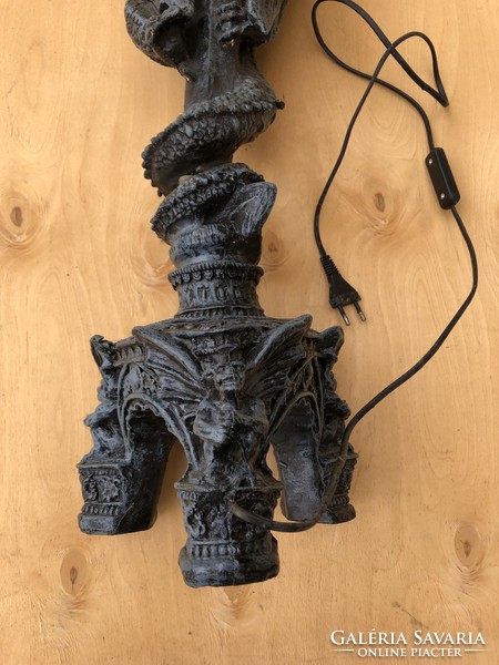 Old gothic dragon lamp - damaged!