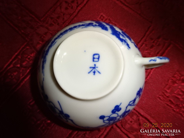 Japán porcelán kávéscsésze, kobalt kék mintával. Átlátszó,  átmérője 7,7 cm. Vanneki!
