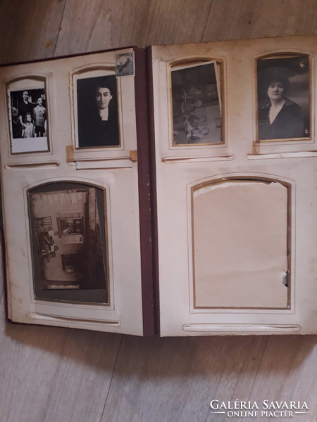 Antique photo album with 41 pictures + one dedicated