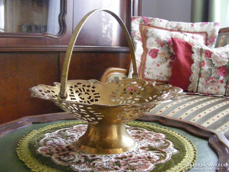 Beautiful, brass footed tray or bowl, centerpiece, with a beautiful openwork pattern, fold-down handle