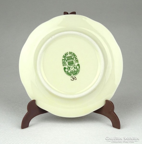 1C029 Vajszínű Zsolnay porcelán virágos tányérka 8.5 cm