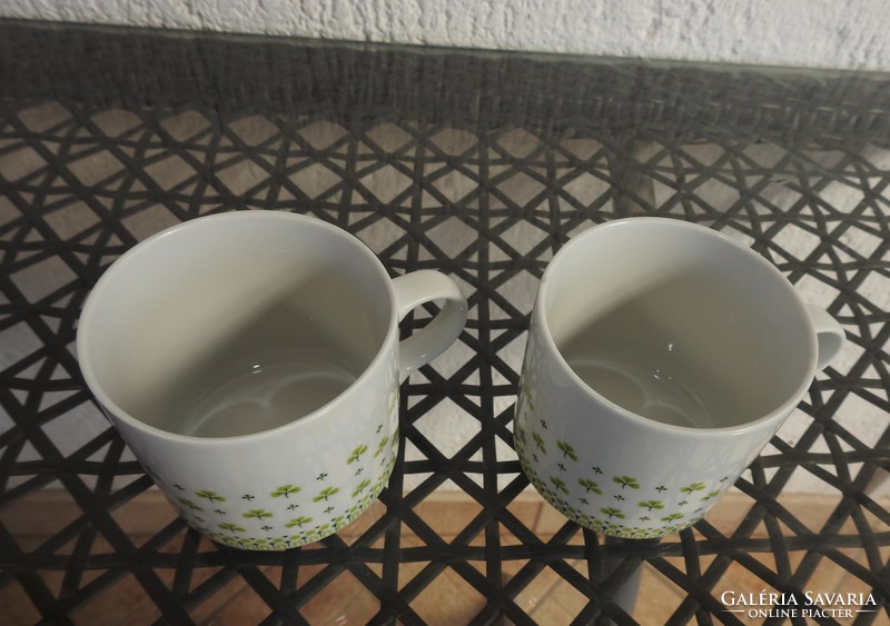 Pair of Alföldi cocoa mugs - with a green leaf pattern