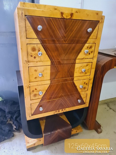 Art deco chest of 5 drawers