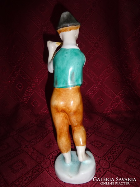 Bodrogkeresztúri figurális szobor, furulyázó fiú, 24 cm magas. Vanneki!Jókai.